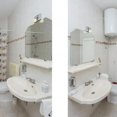 Maslina - One-bedroom With Terrace And Garden View